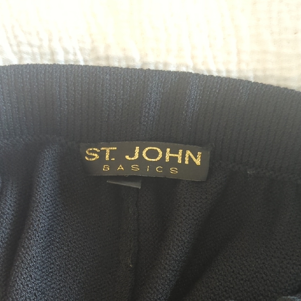 St. John Basics Black Knit Pants Size 8